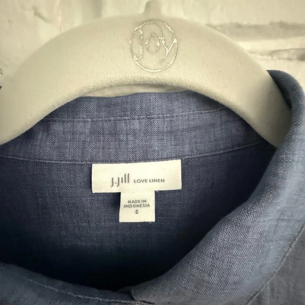 J. Jill Everyday Linen Button Down Light Marine - Medium - Picture 7 of 9